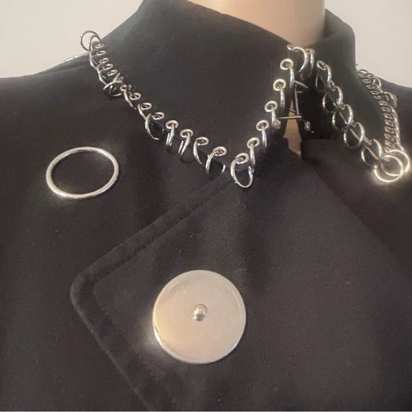 BURBERRY Ring Pierced Mid-length Kensington-fit Gabardine Trench
🫦HARD-2-FIND👄 - Picture 5 of 16